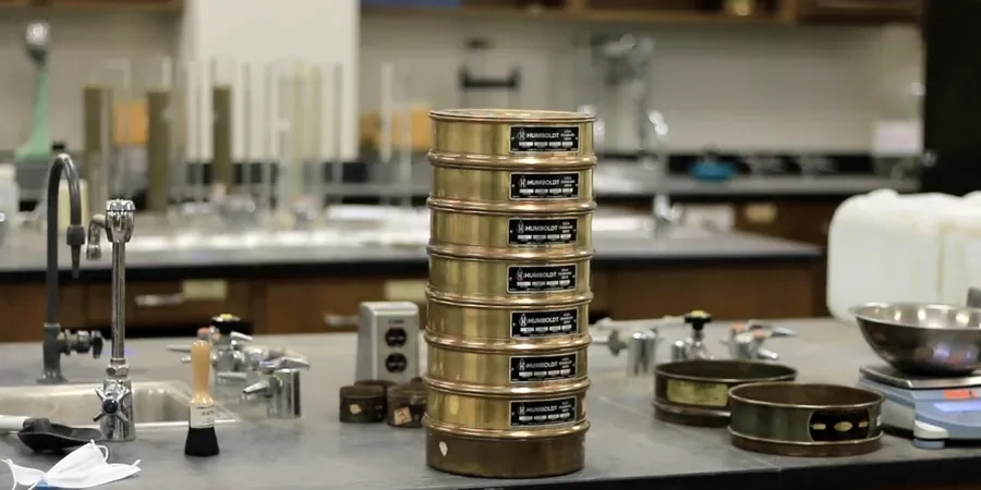 Illustrative image of Grain size analysis (sieve + hydrometer) in Bunbury